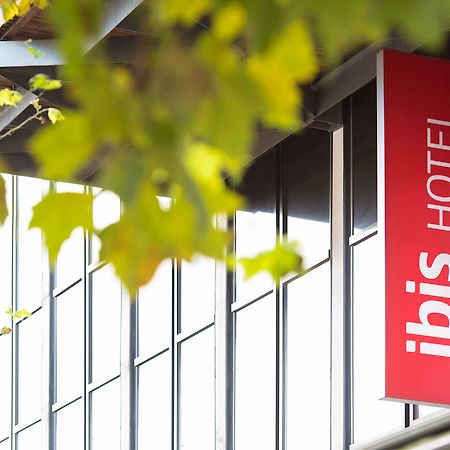 Отель Ibis Liege Centre Opera Экстерьер фото