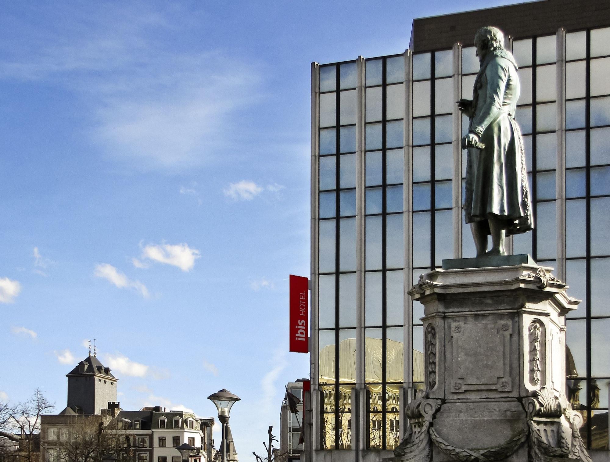 Отель Ibis Liege Centre Opera Экстерьер фото