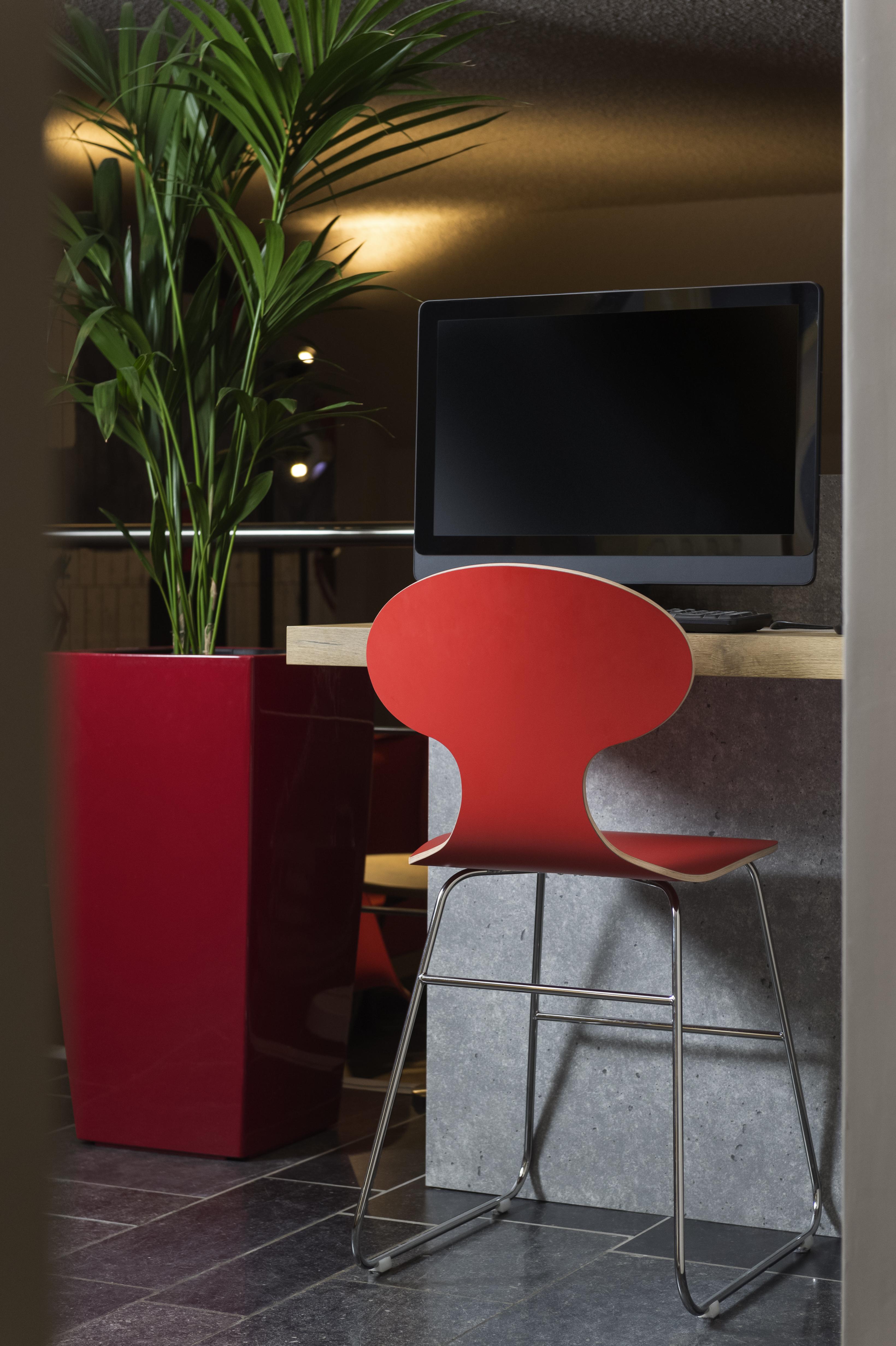 Отель Ibis Liege Centre Opera Экстерьер фото