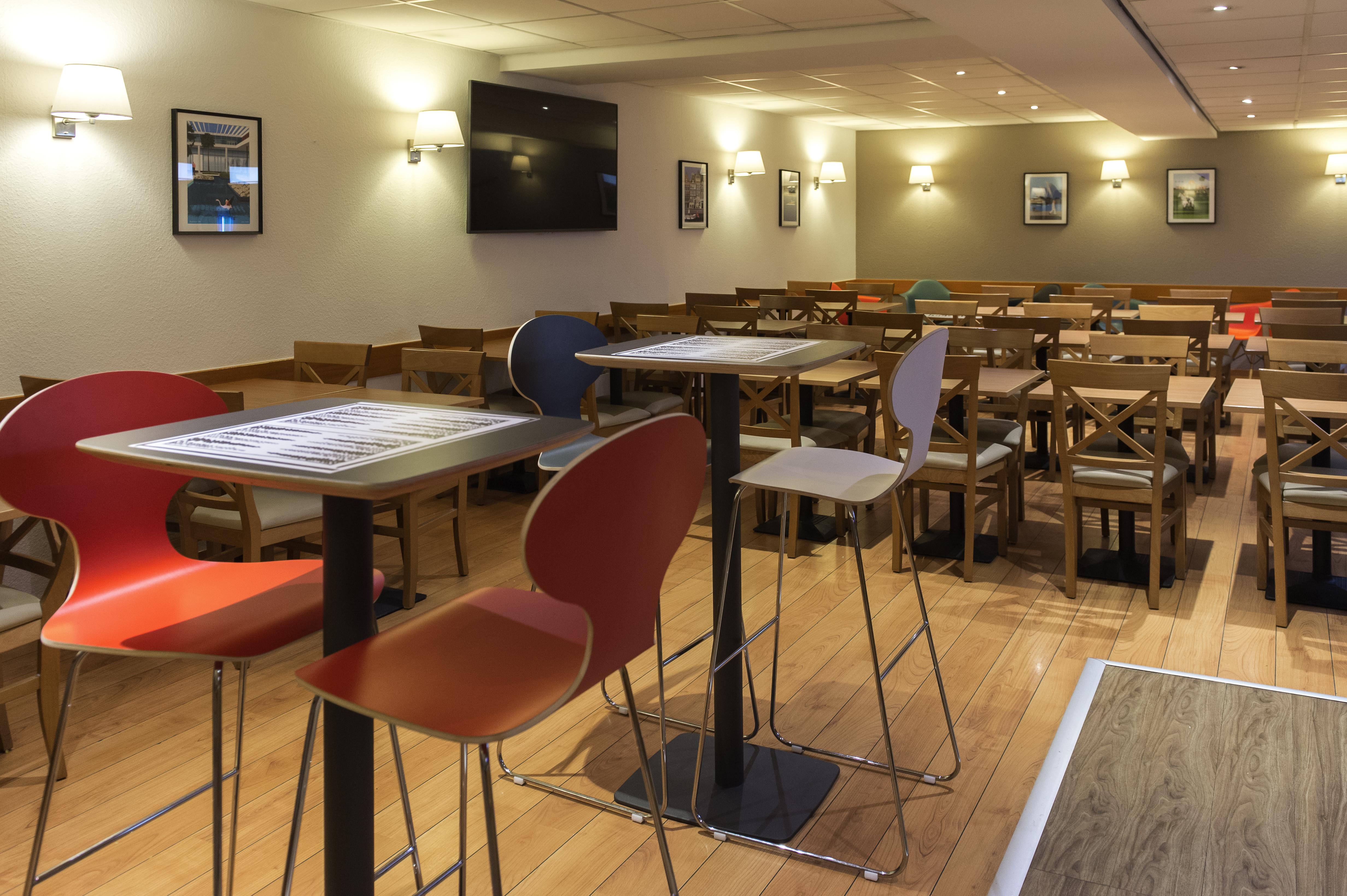 Отель Ibis Liege Centre Opera Экстерьер фото