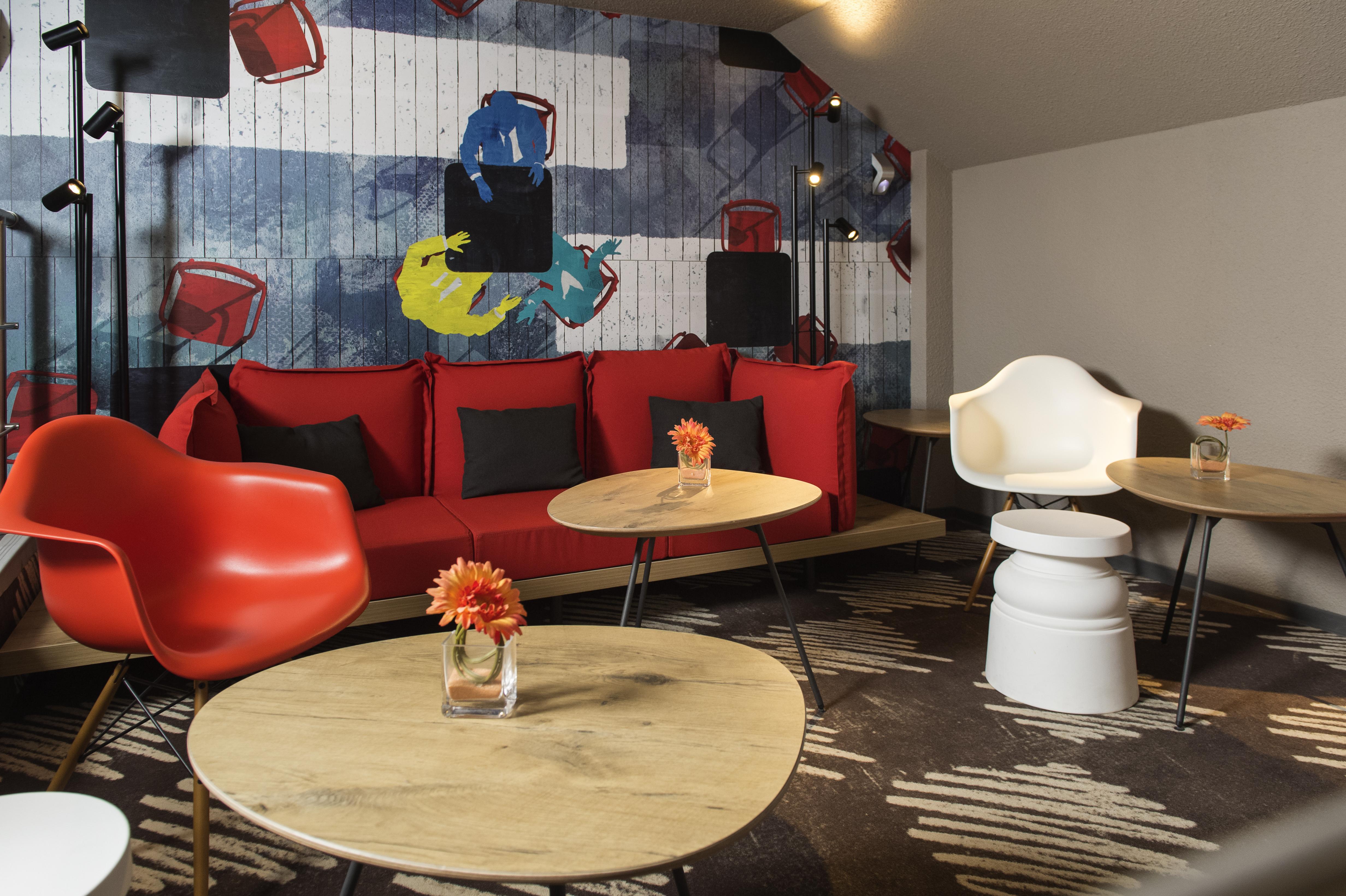 Отель Ibis Liege Centre Opera Экстерьер фото